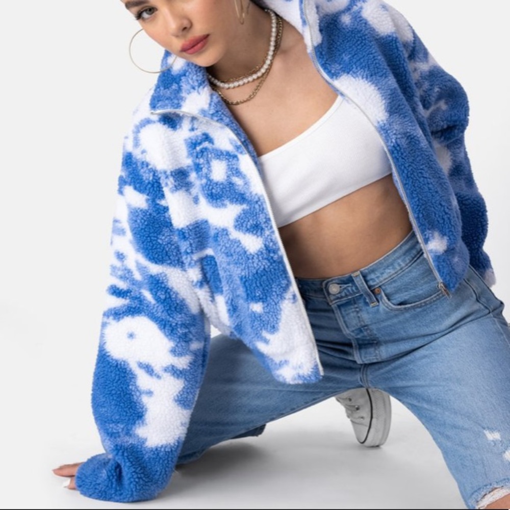 Adika Cloud Cropped Jacket
